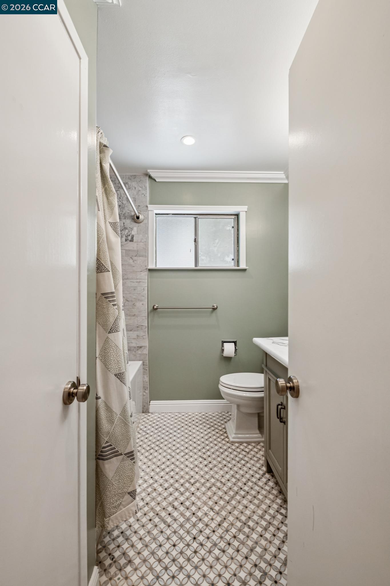 486 Butterfield Place