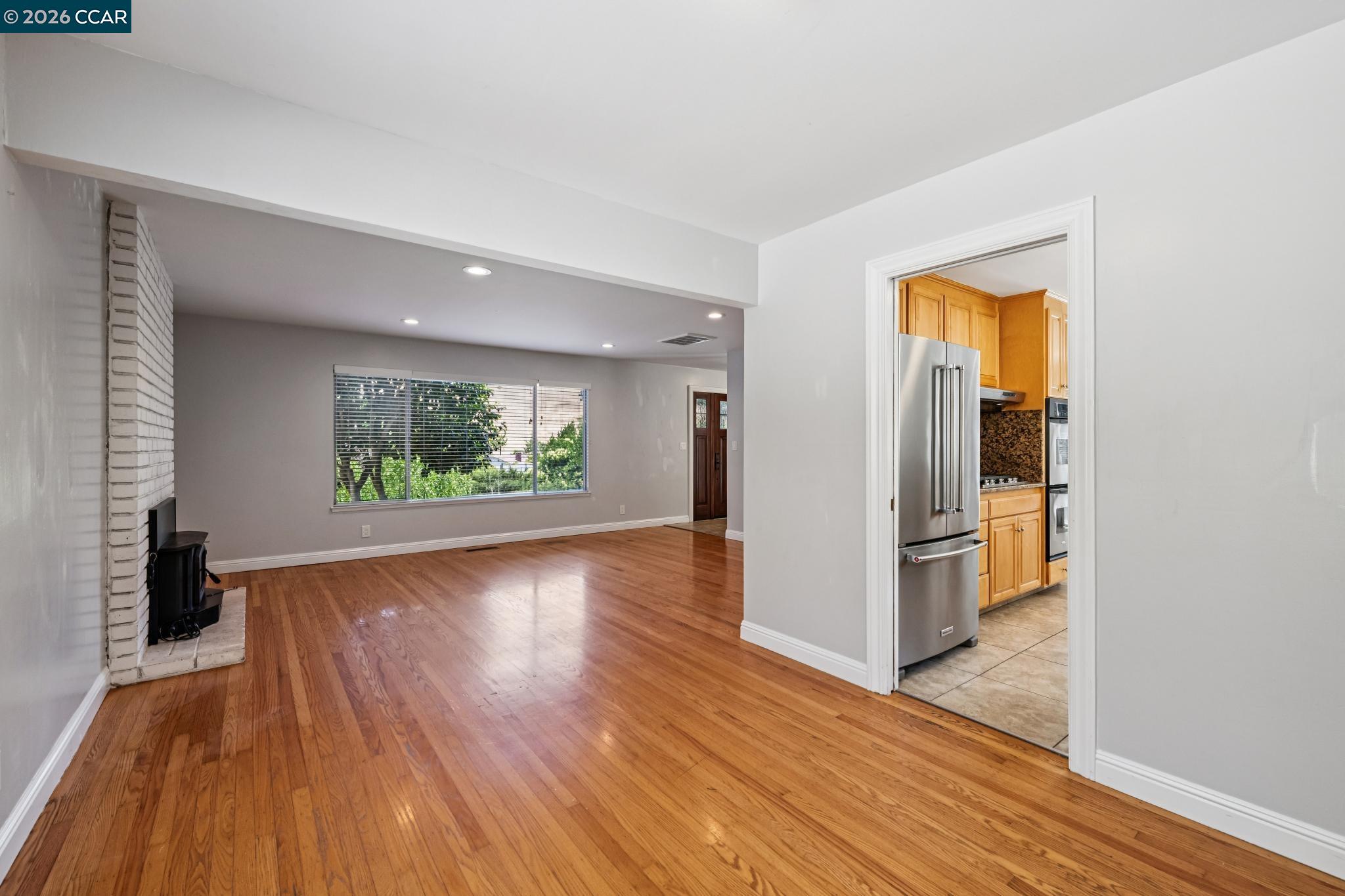 486 Butterfield Place
