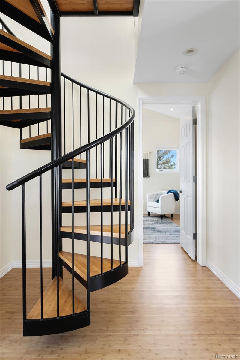 6843 Fairview Drive