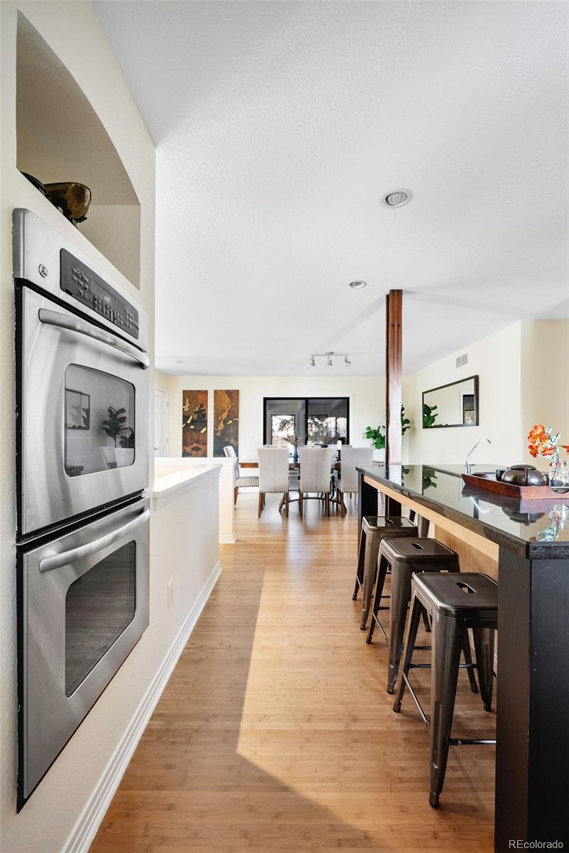 6843 Fairview Drive
