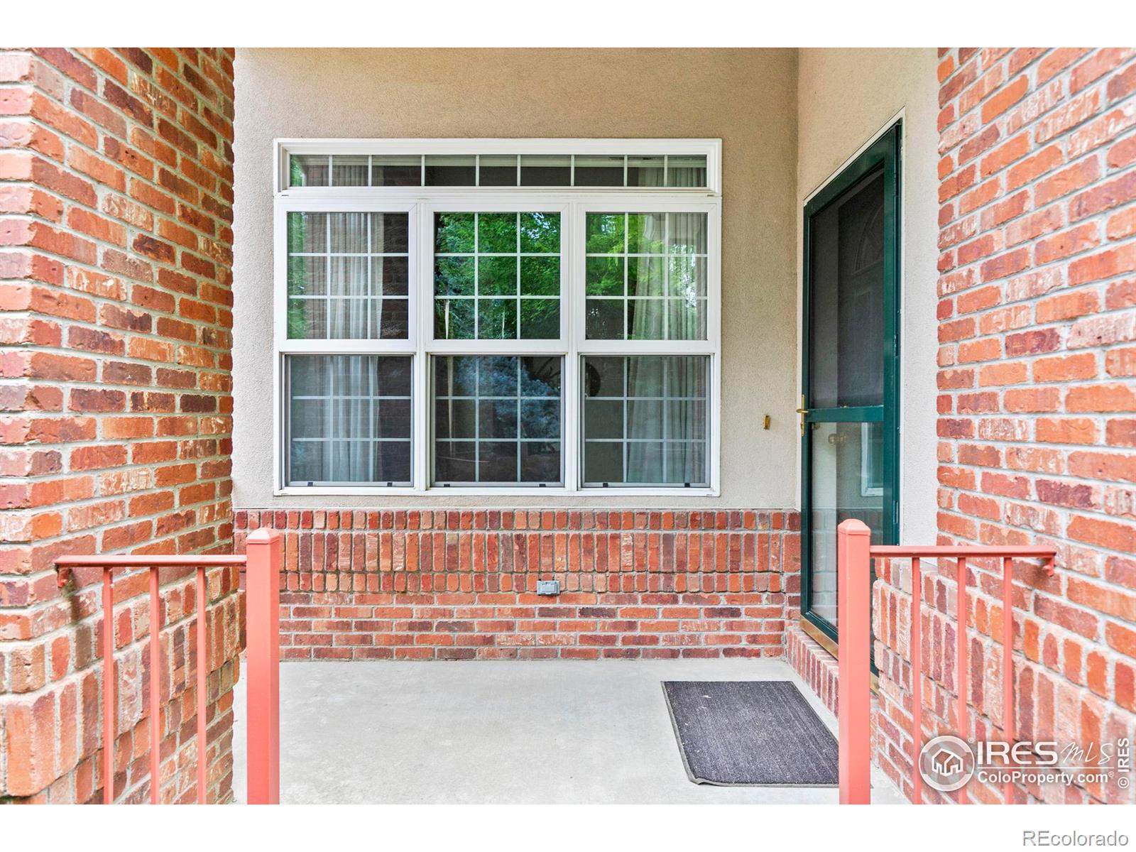 1333 Charles Drive Unit: 2
