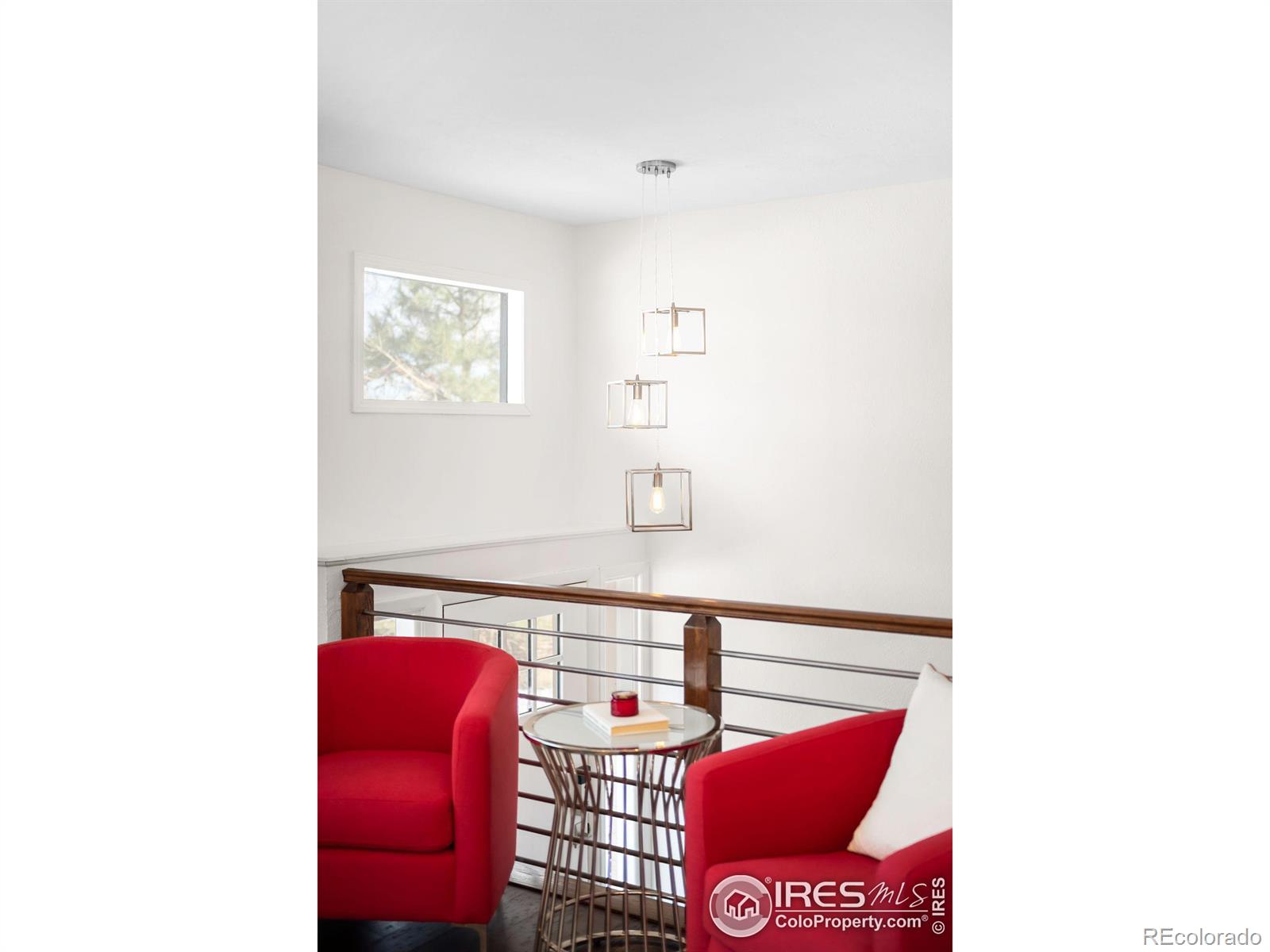 1382 Glen Court