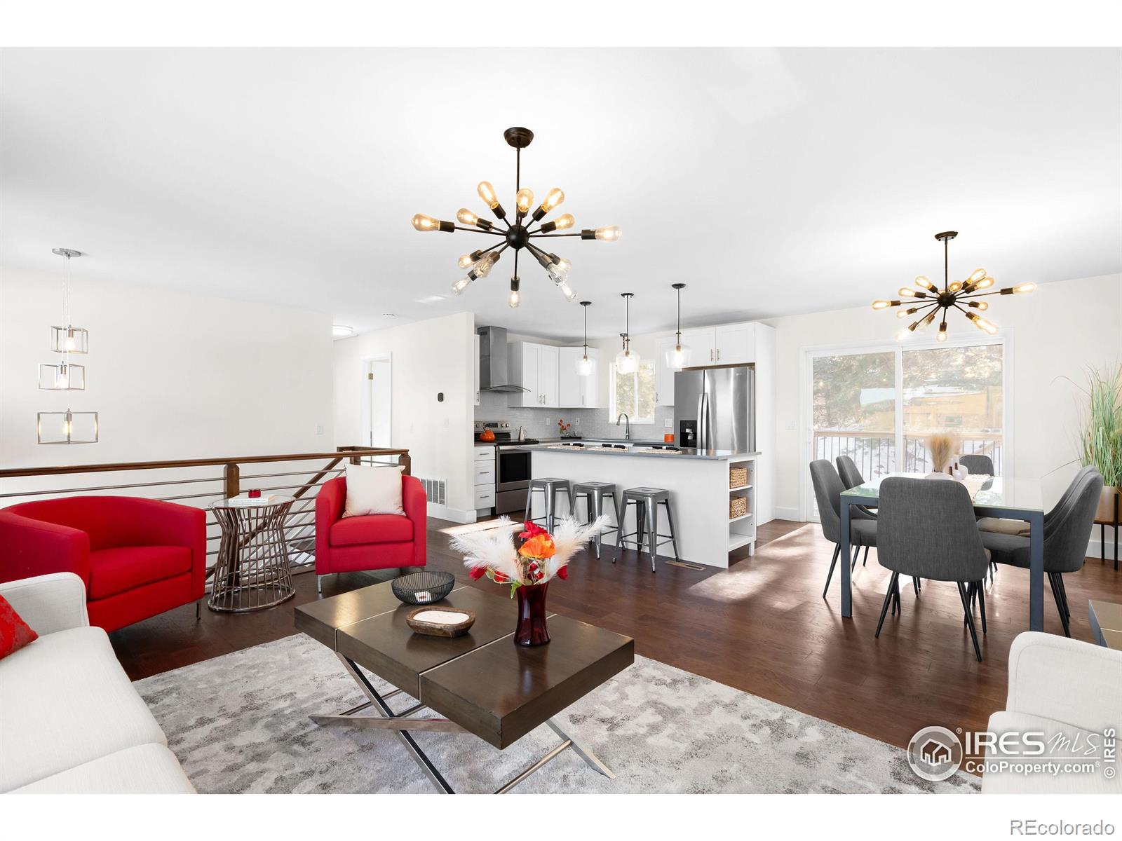 1382 Glen Court