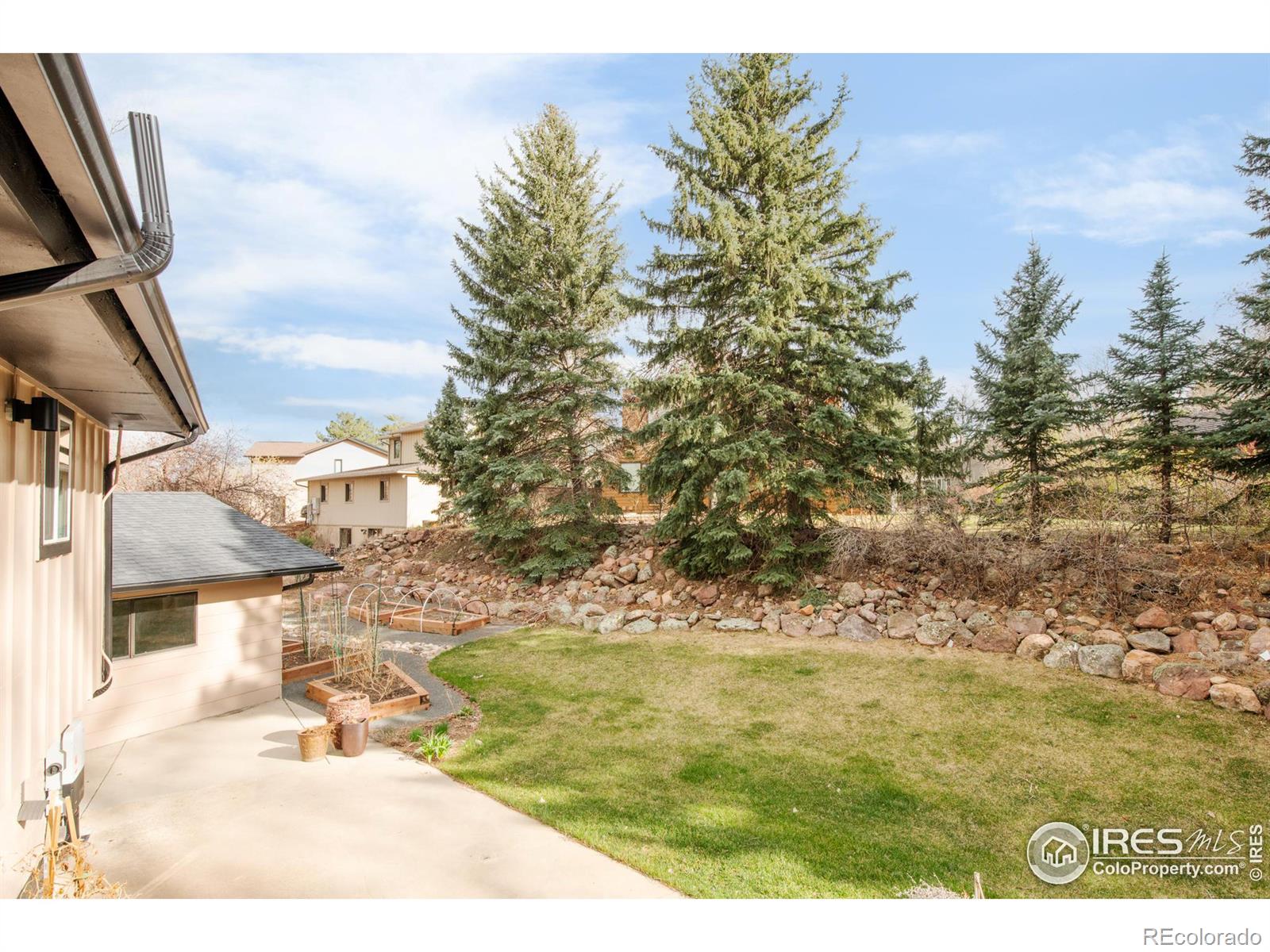 1382 Glen Court