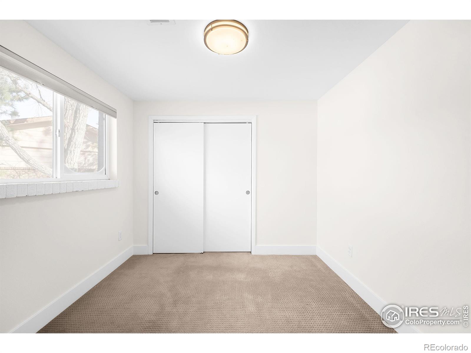 1382 Glen Court