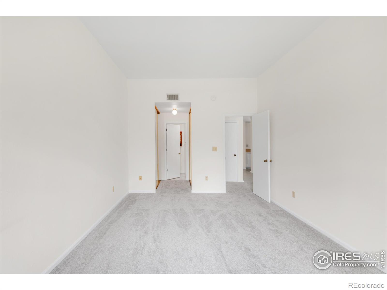 3260 47th Street Unit: 207A