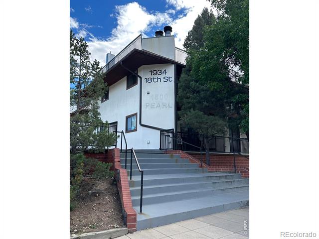 1934 18th Street Unit: 14