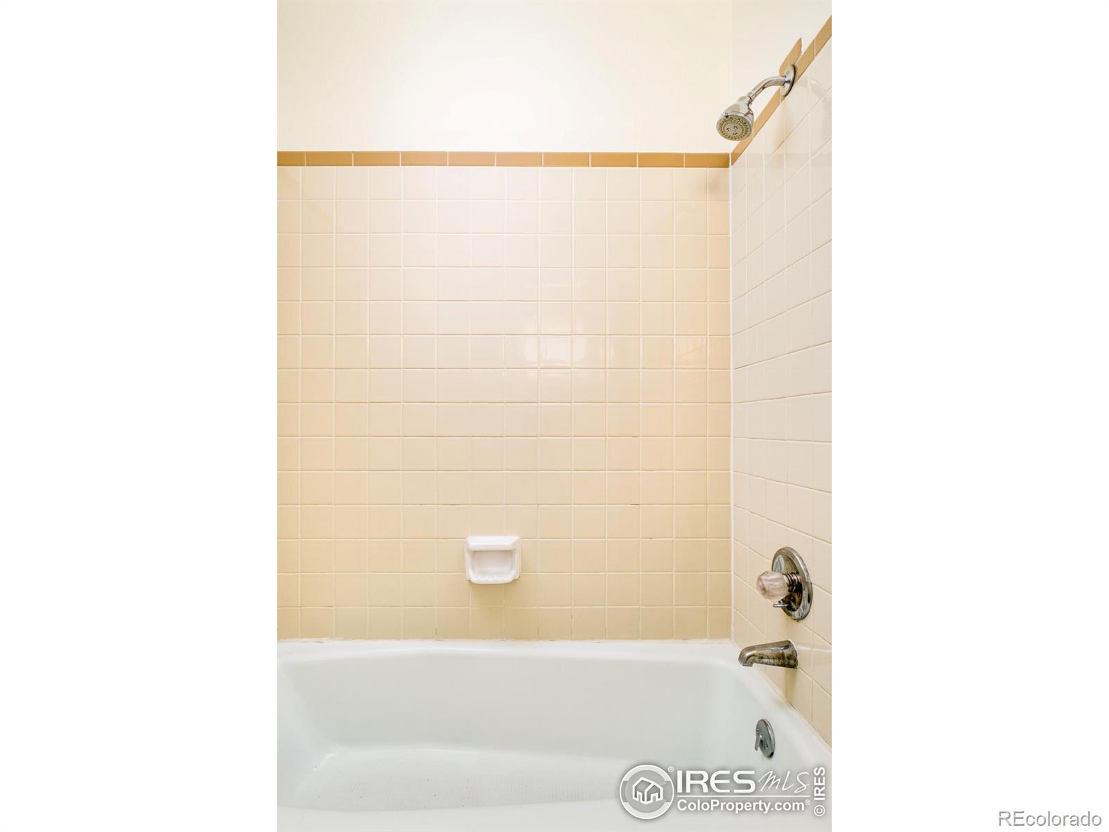 1934 18th Street Unit: 14