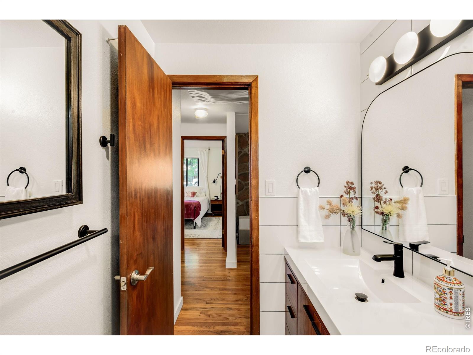 1417 Sharpe Place
