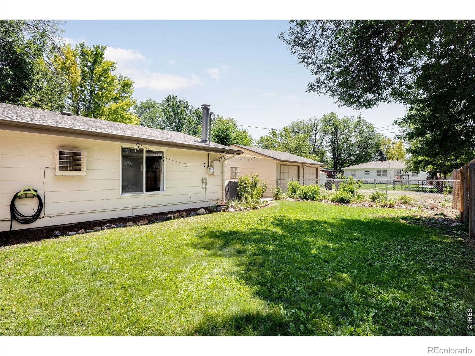 1417 Sharpe Place