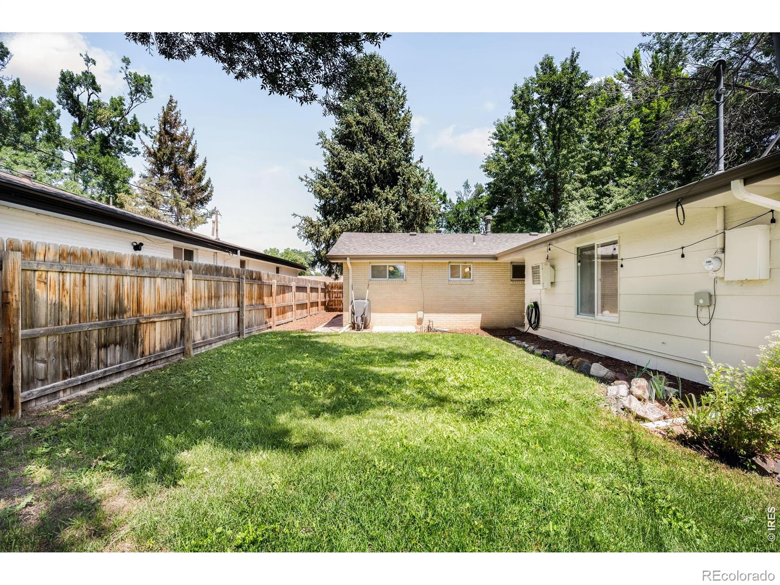 1417 Sharpe Place