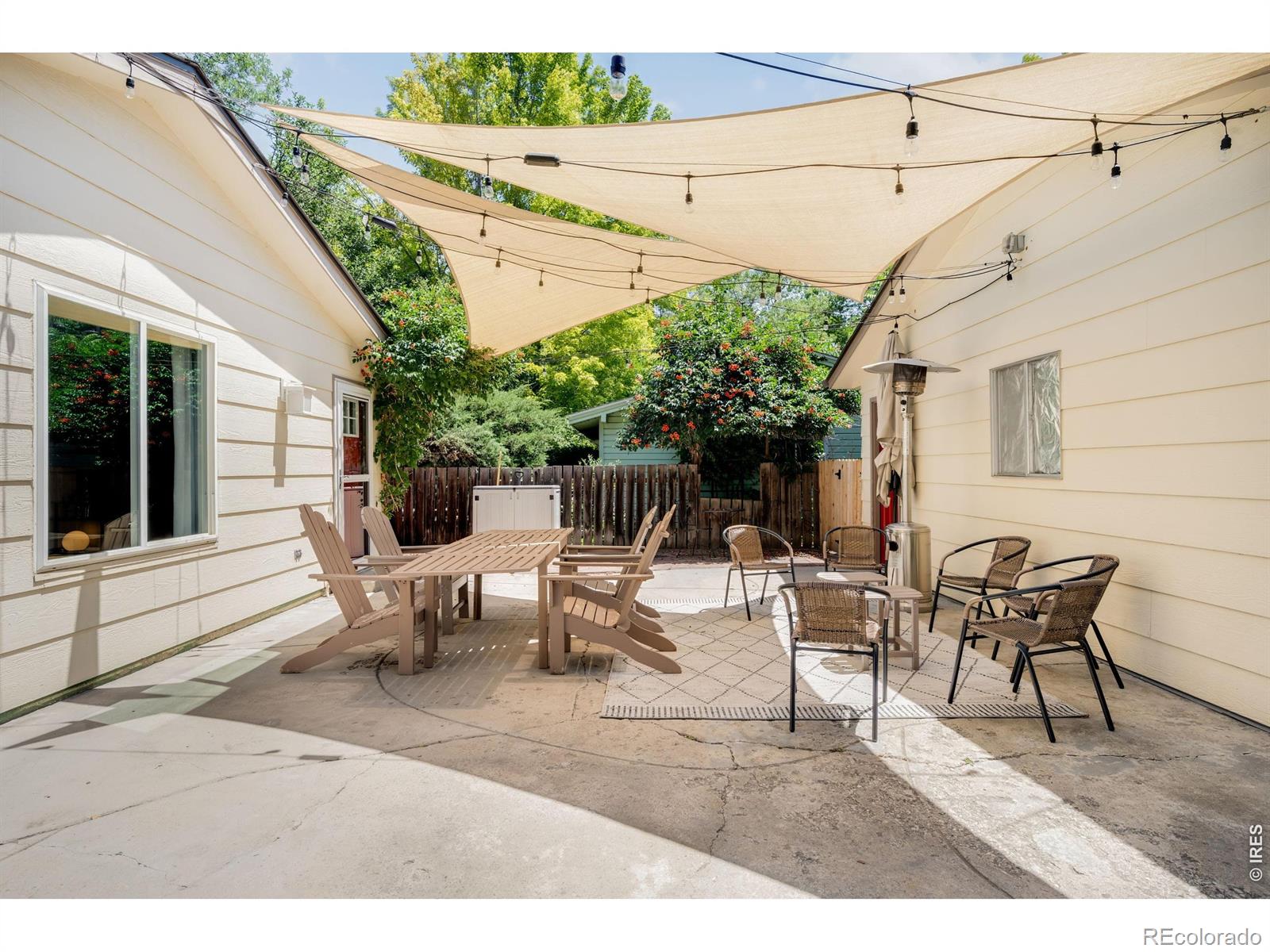 1417 Sharpe Place