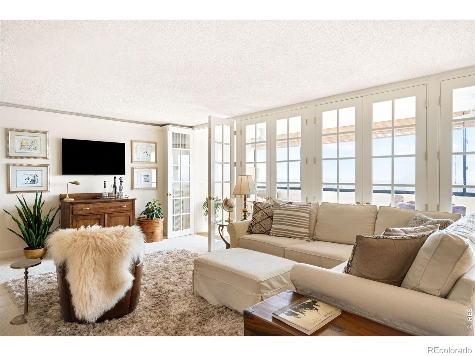 1850 Folsom Street Unit: 1010