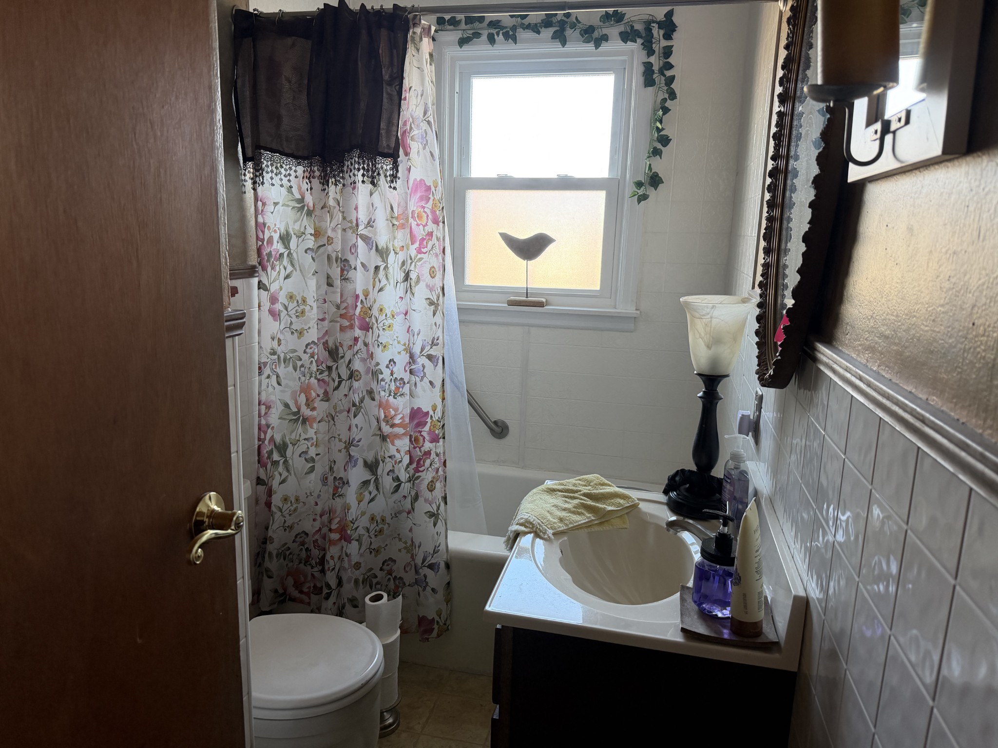 914 Faulkner Springs Rd