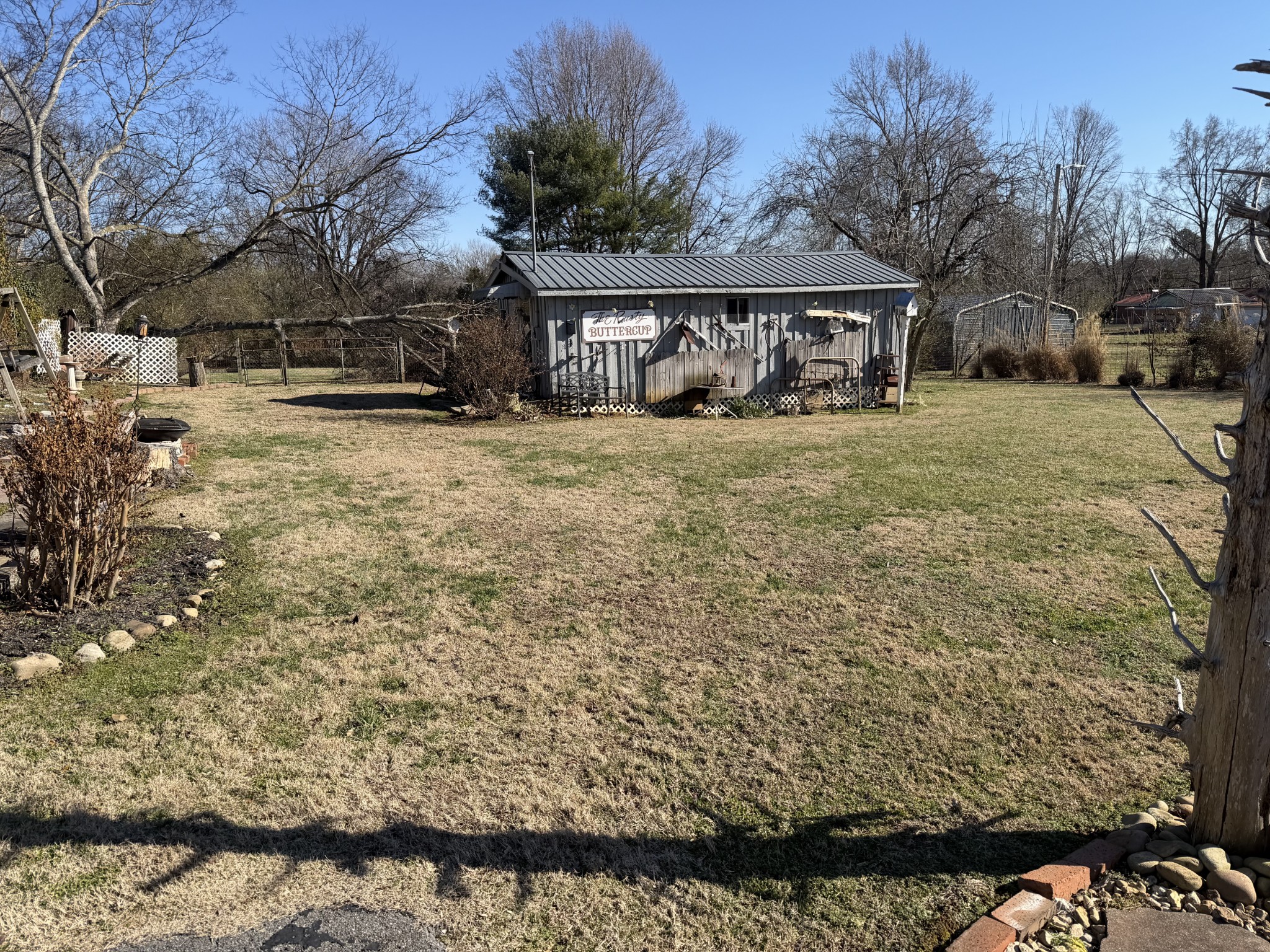 914 Faulkner Springs Rd