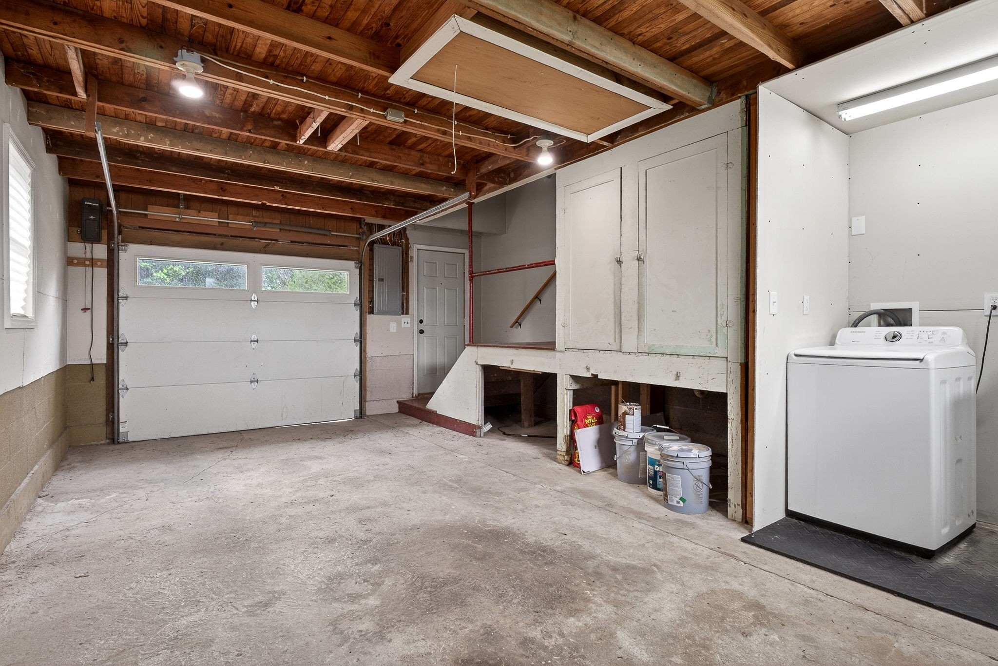 407 Sunset Dr