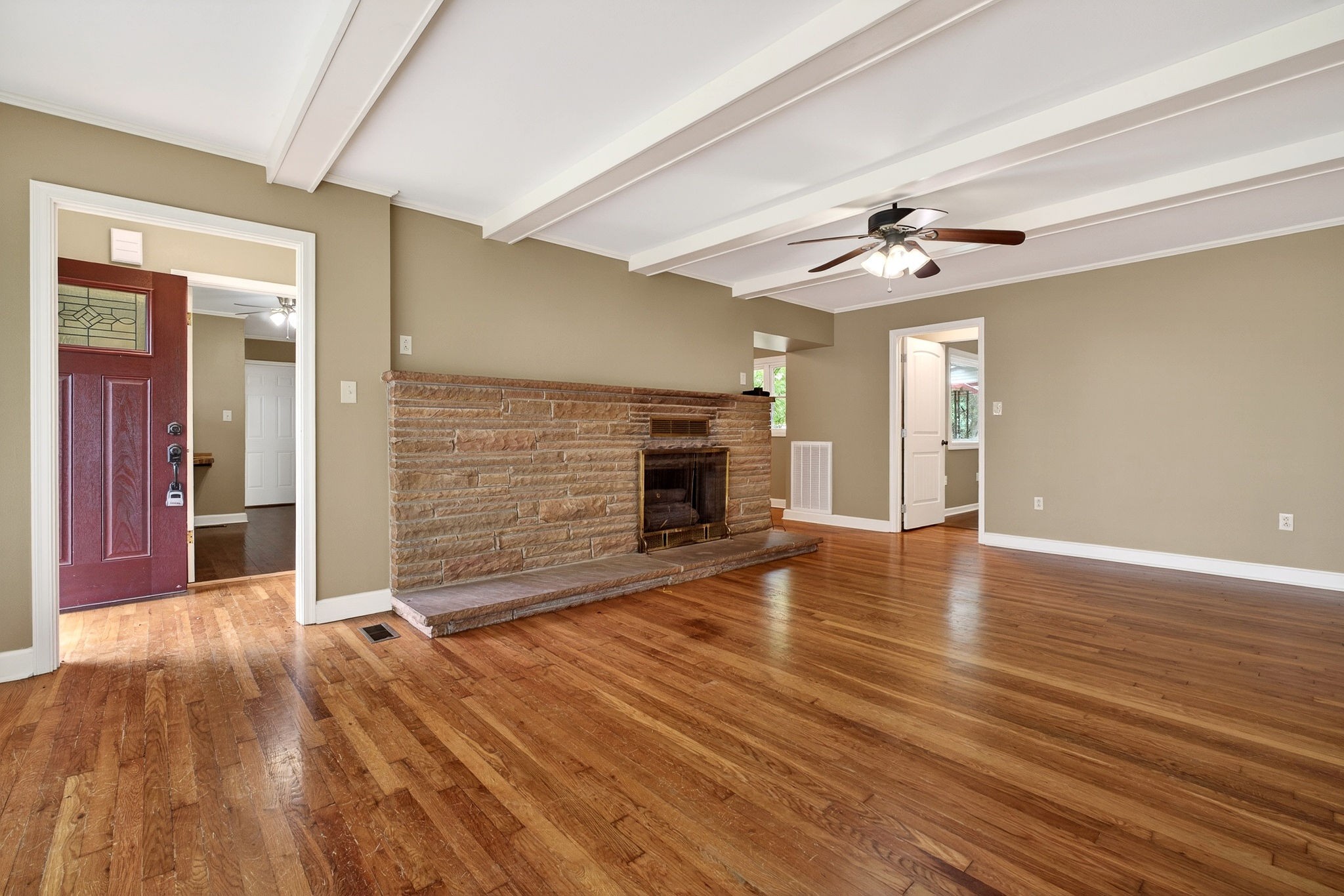 407 Sunset Dr