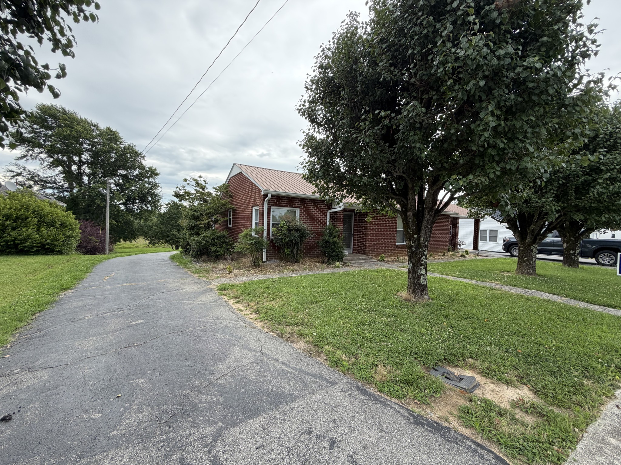 223 Sparta St