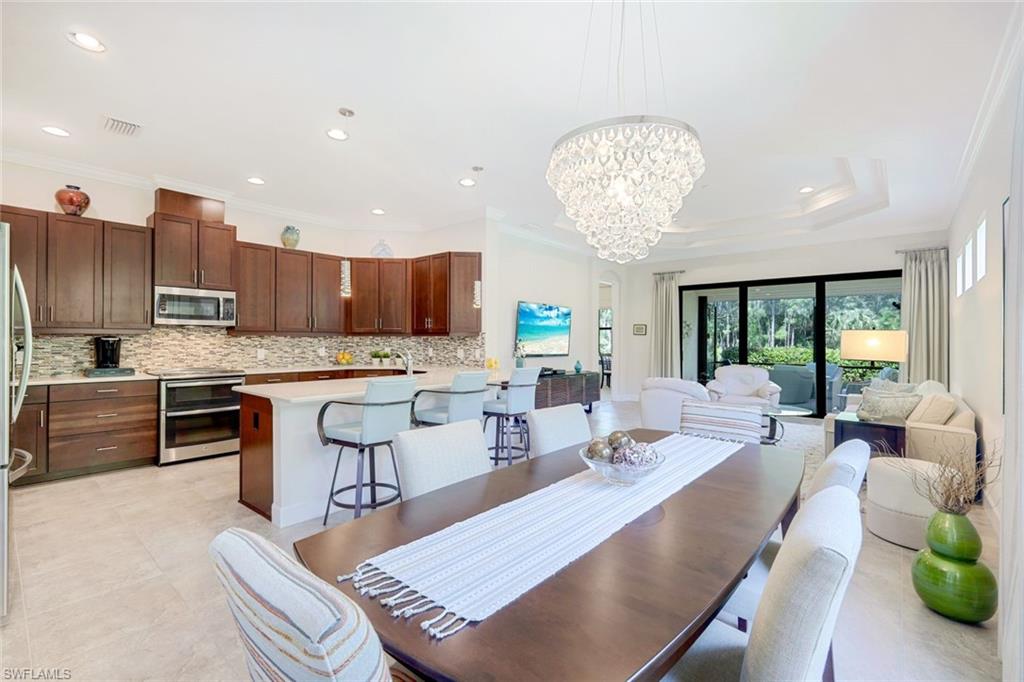 9433 Isla Bella CIR