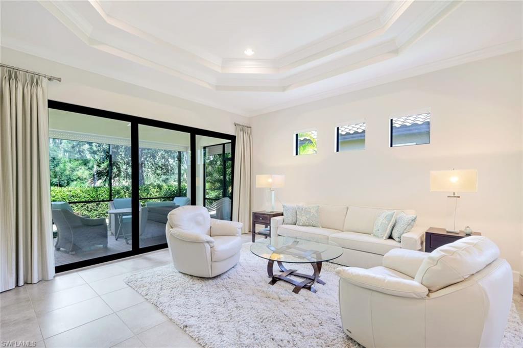 9433 Isla Bella CIR