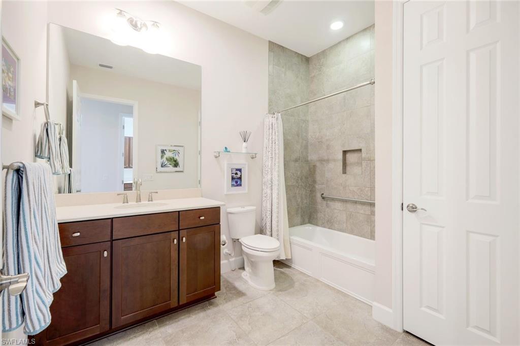 9433 Isla Bella CIR