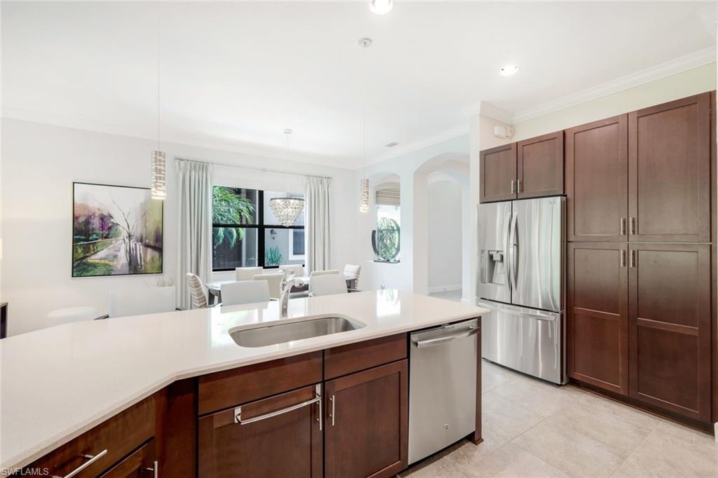 9433 Isla Bella CIR