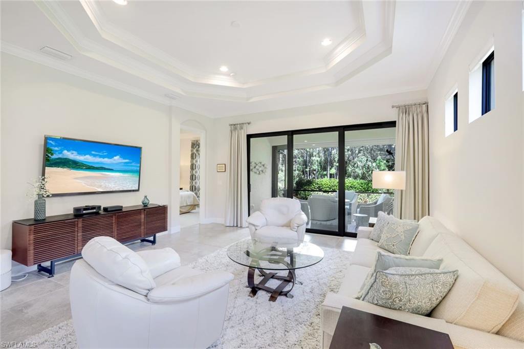 9433 Isla Bella CIR