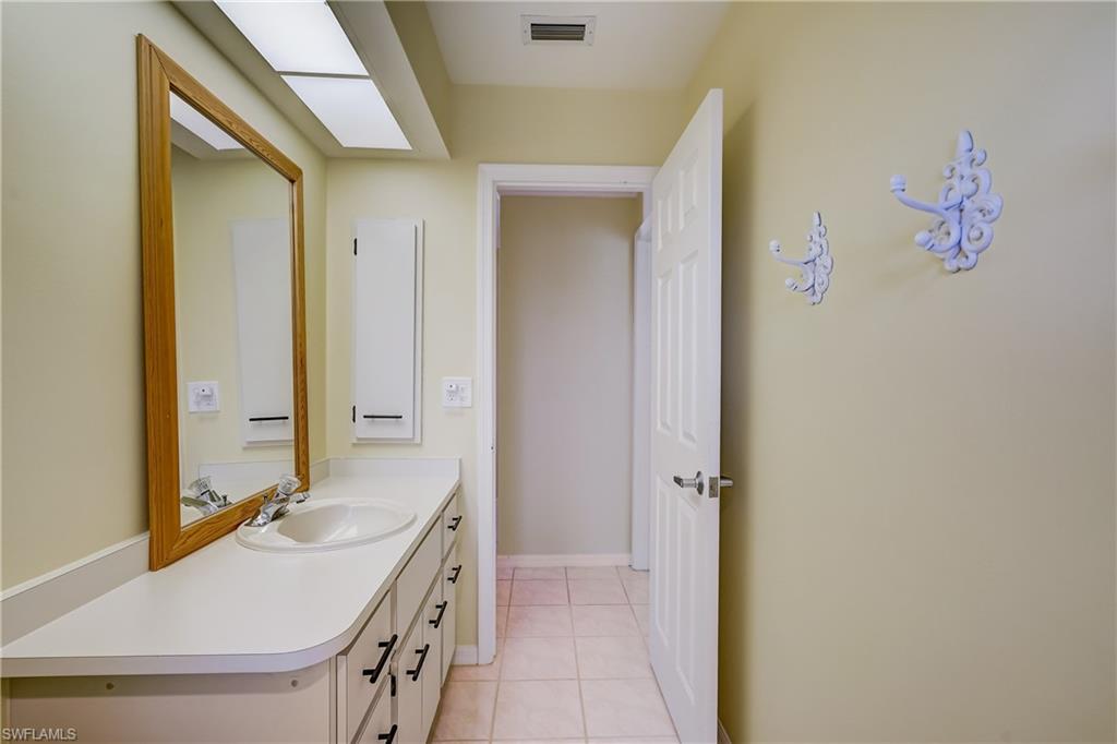 27951 Meadowlark LN