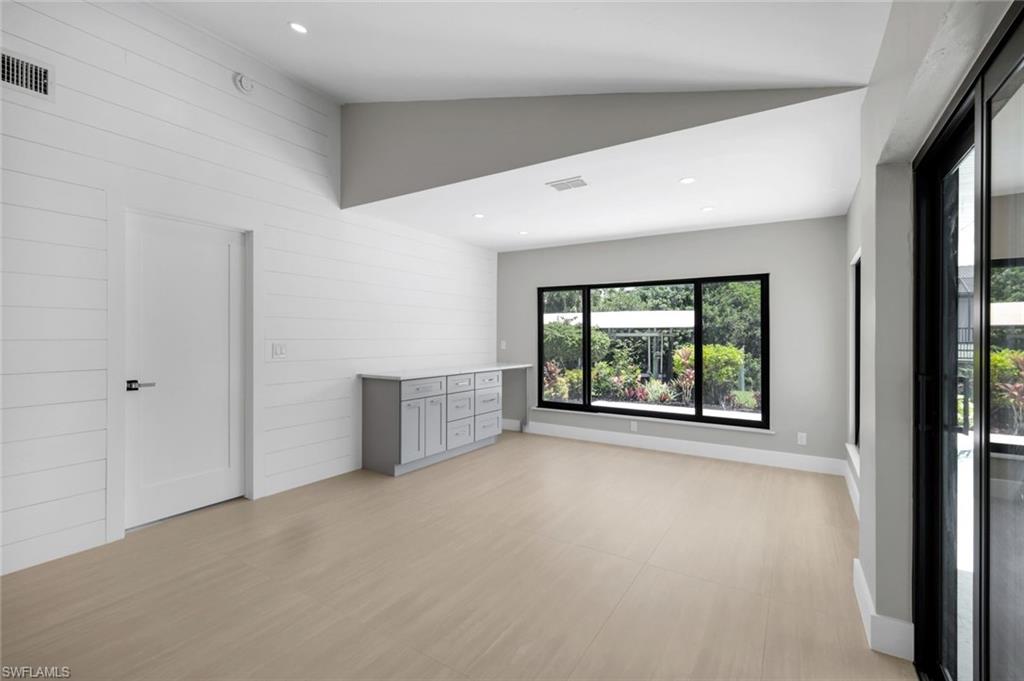 27081 Harbor DR