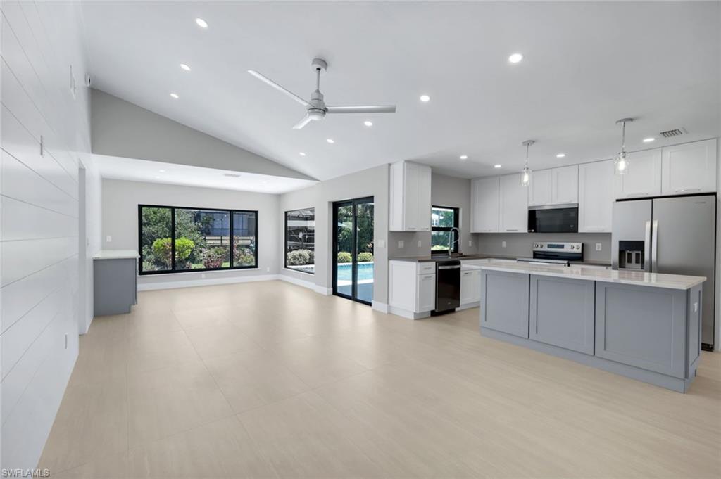 27081 Harbor DR