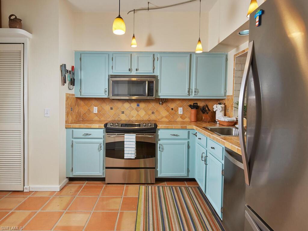 4021 Whiskey Pointe LN # 202