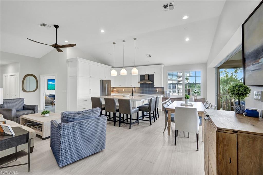 4471 Riverwatch DR # 201