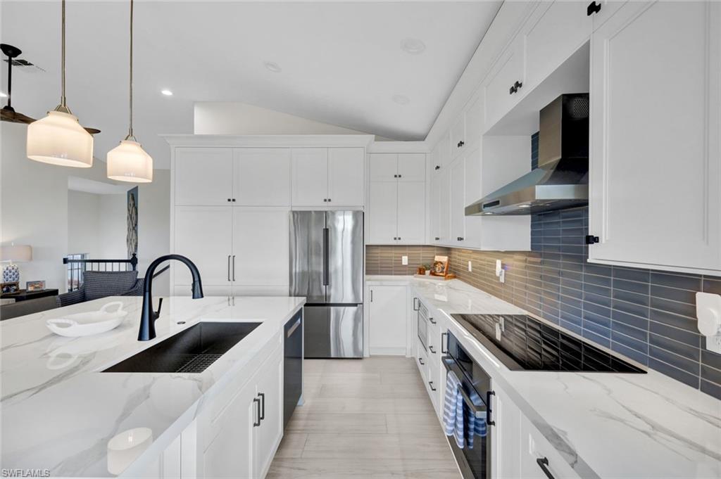 4471 Riverwatch DR # 201