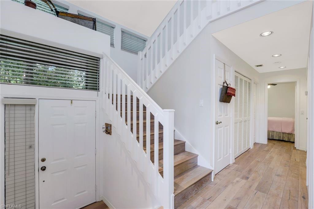 27100 Oakwood Lake DR