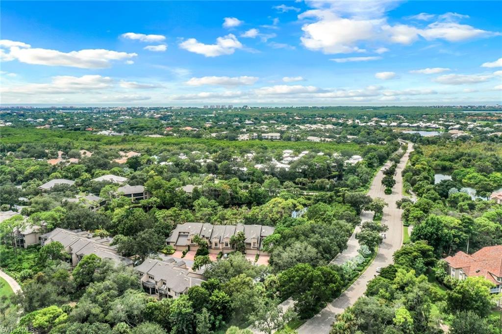 27100 Oakwood Lake DR