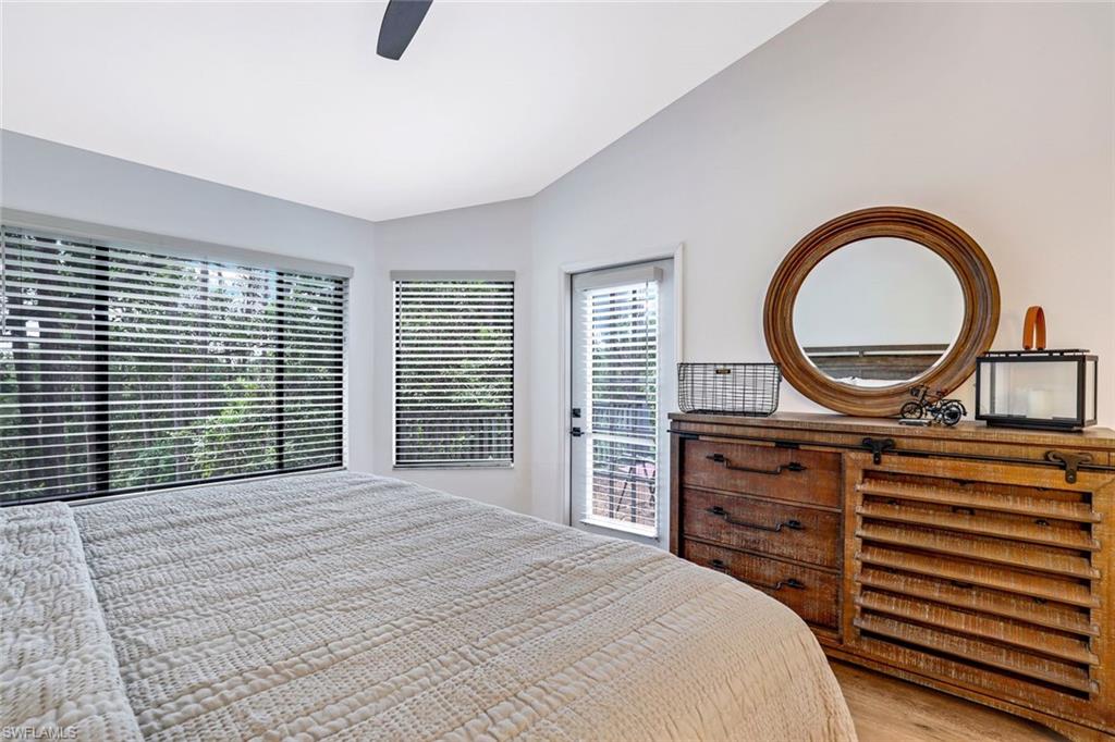 27100 Oakwood Lake DR