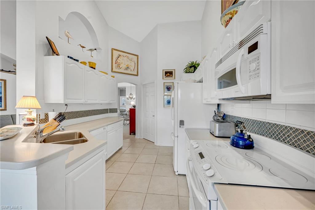 4460 Riverwatch DR # 202