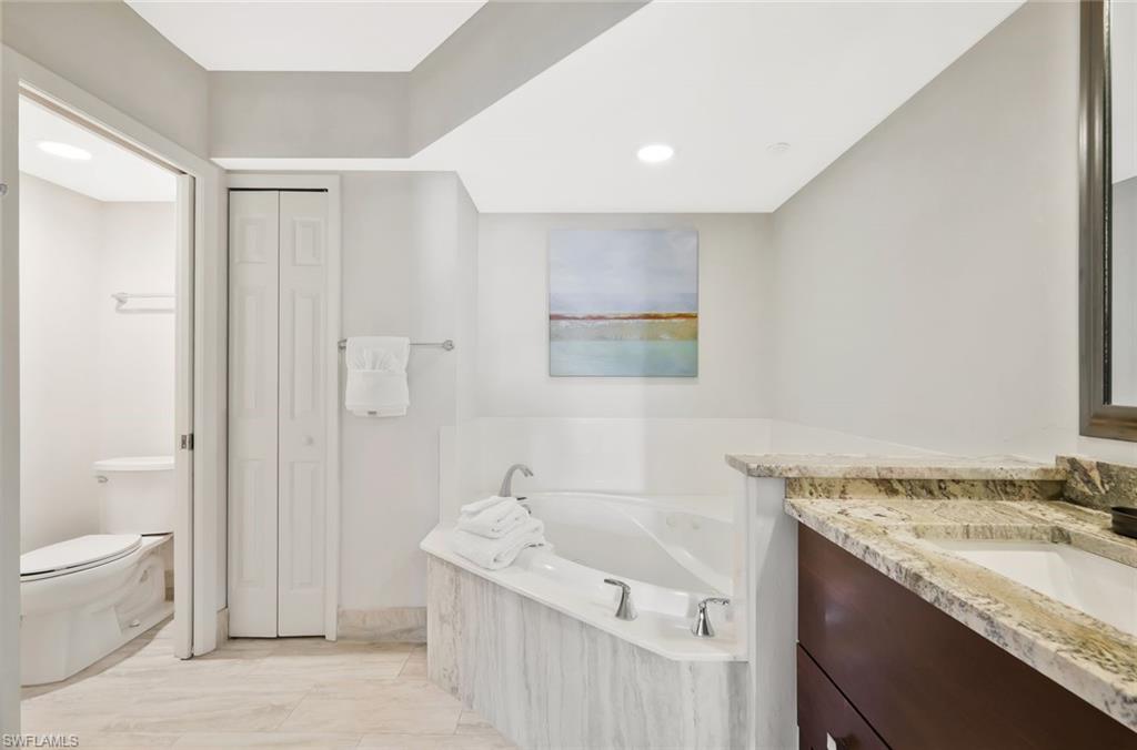 6620 Estero BLVD # 504