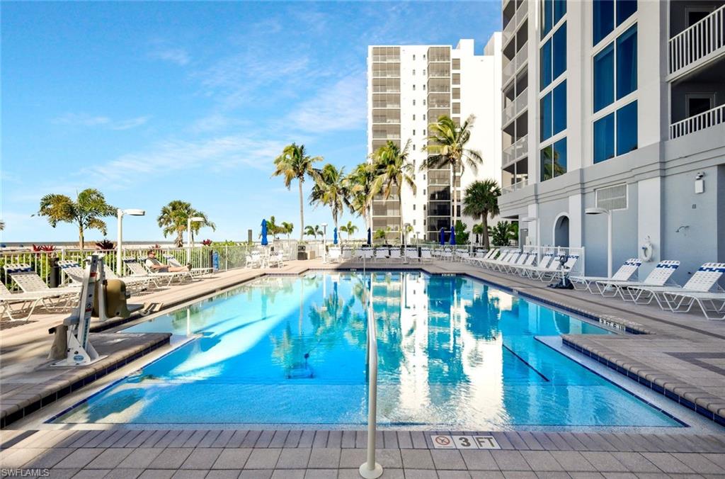 6620 Estero BLVD # 504