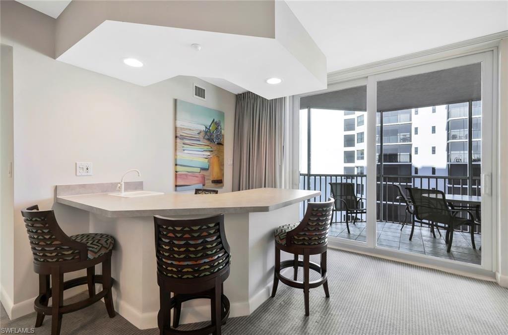 6620 Estero BLVD # 504