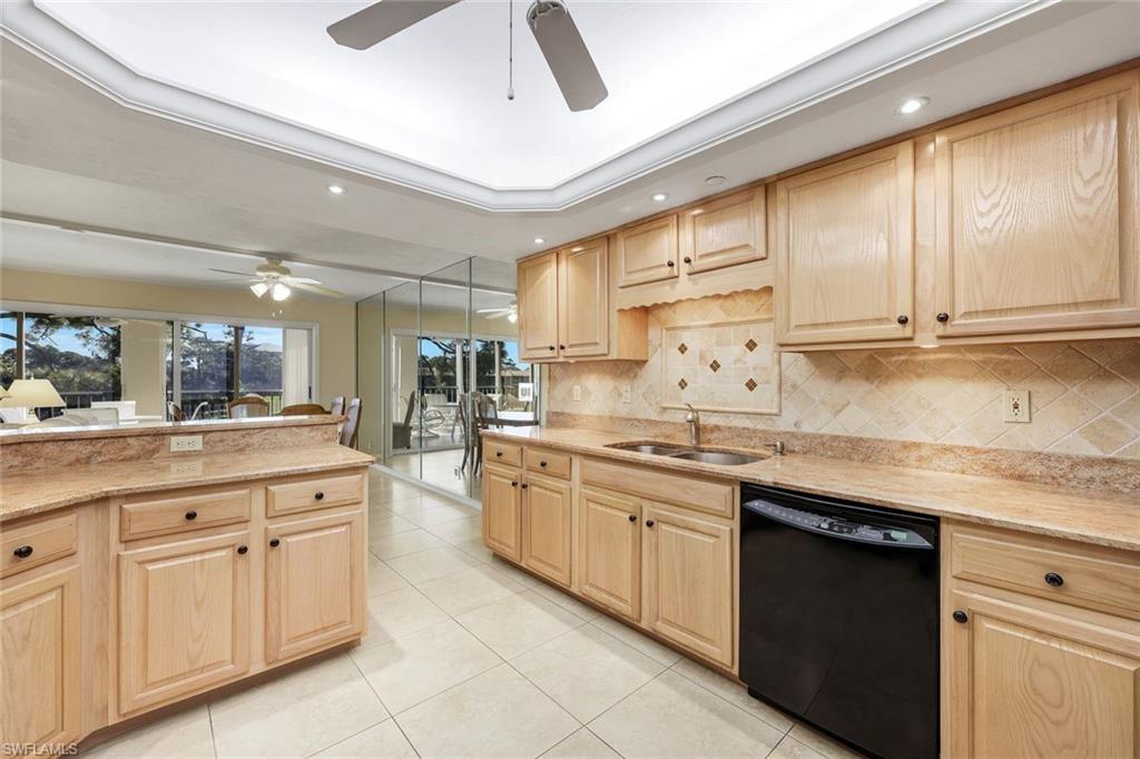 26900 Wedgewood DR # 305