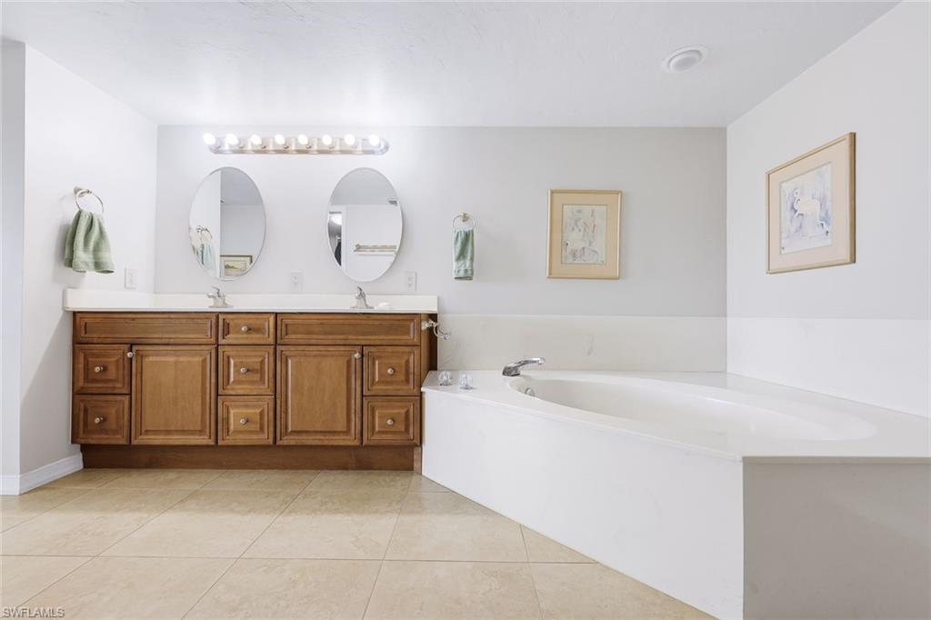 26900 Wedgewood DR # 305