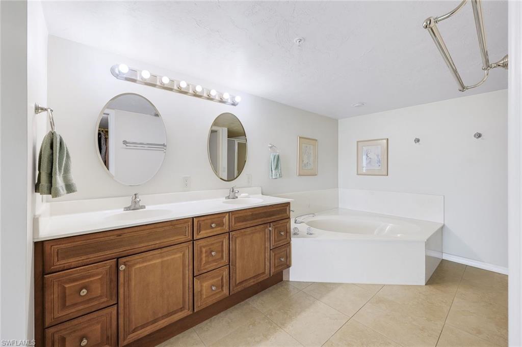 26900 Wedgewood DR # 305