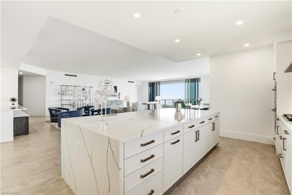 4810 PELICAN COLONY BLVD # 1605