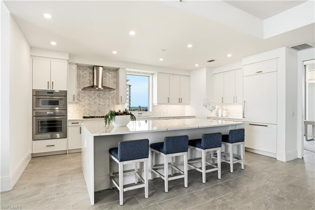 4810 PELICAN COLONY BLVD # 1605