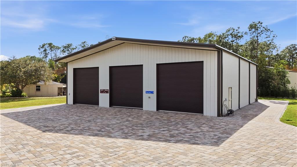 24140 Golden Eagle LN