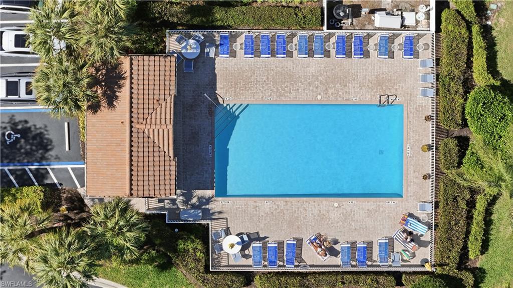 9021 Las Maderas DR 201