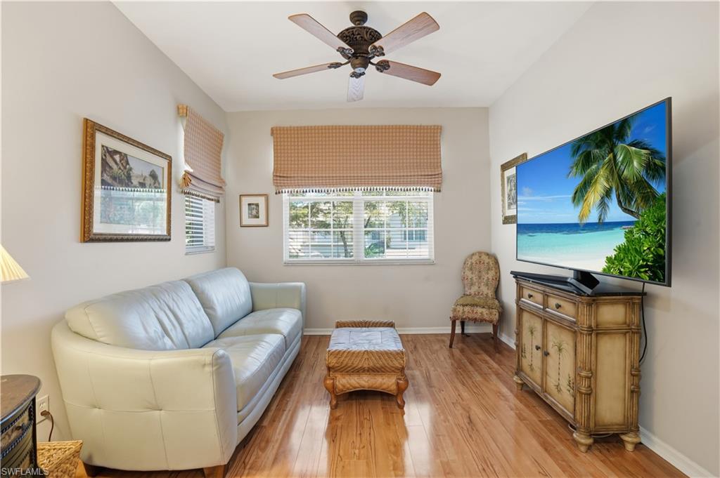 9021 Las Maderas DR 201