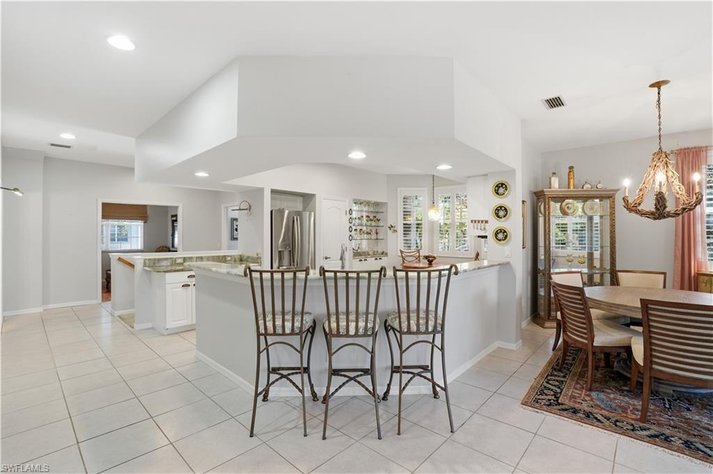 9021 Las Maderas DR 201