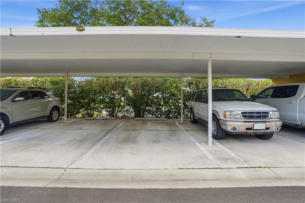 9250 Highland Woods BLVD 2105